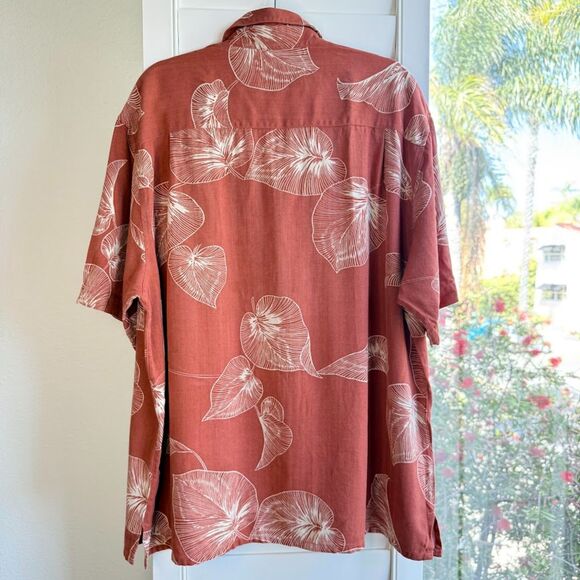 Vintage 100% Silk Button-Down Shirt in Red & White Leaves size L by Paradise - Picture 2 of 7